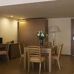 Valis Hotel