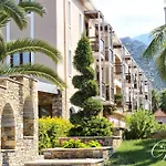 Hotel Valis 5*